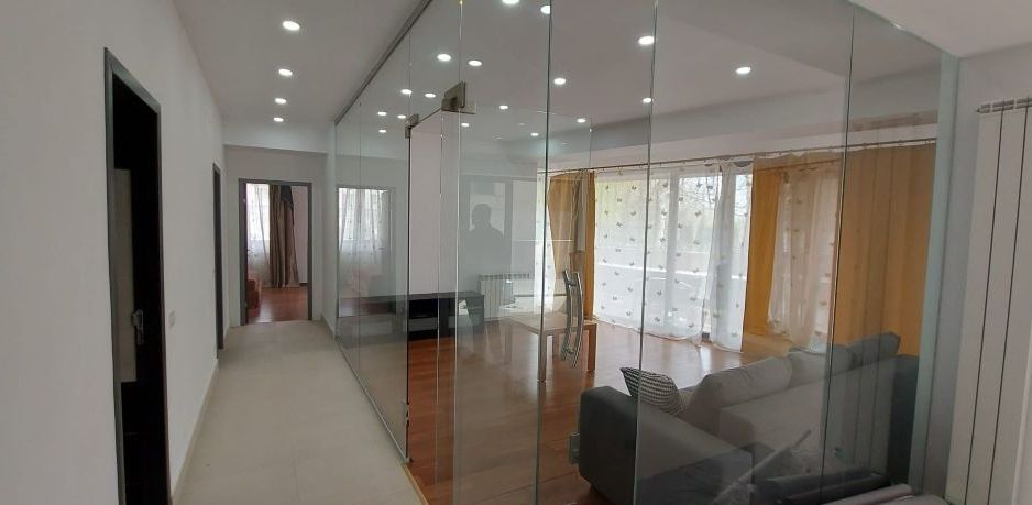 Apartament 3 camere | Vedere spre lac | Terasa 90 mp - Poză 1