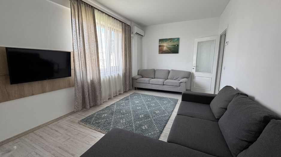 Apartament decomandat | Zona Palas | Vedere directa catre Palas - Poză 1