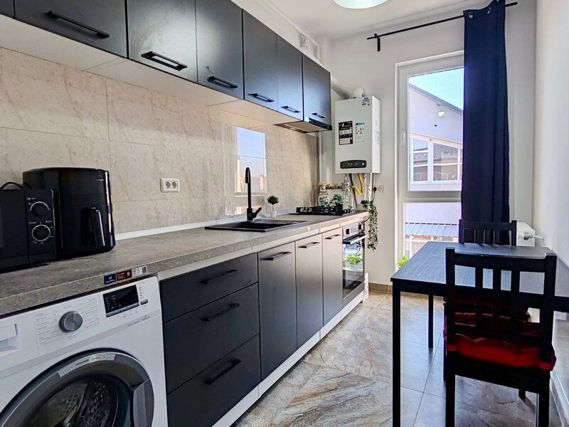 APARTAMENT DE LUX 3 CAMERE SI LOC DE PARCARE MOBILAT SI UTILAT - Poză 7