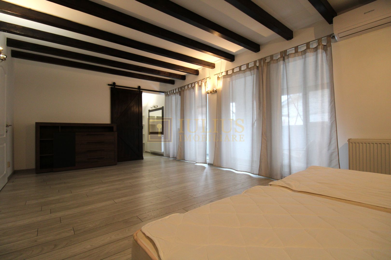 Casa individuala, zona Brytim, 4 camere + 2 bai, centrala proprie. - Poză 26