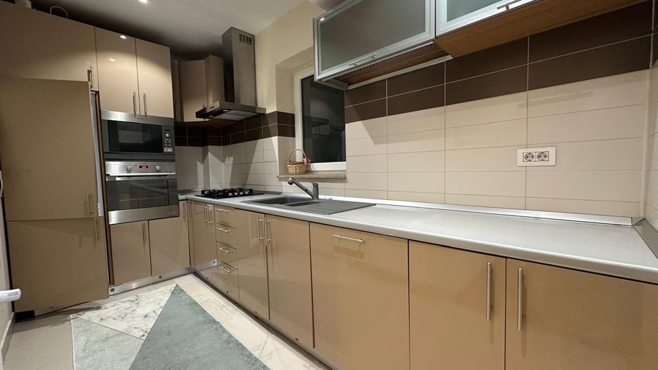 APARTAMENT MODERN CU TERASA SI LOC PARCARE ZONA HERASTRAU - Poză 4