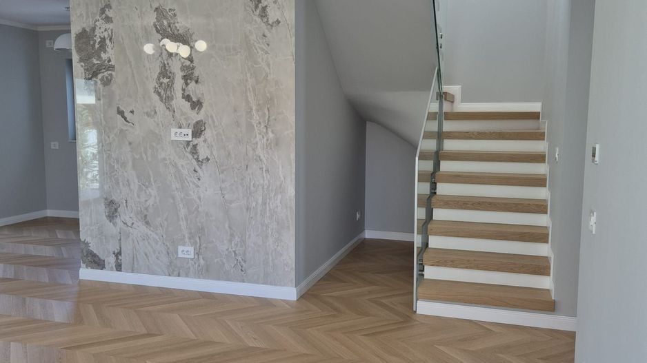 Locuinta individuala cu garaj si teren de 1000mp - Poză 43