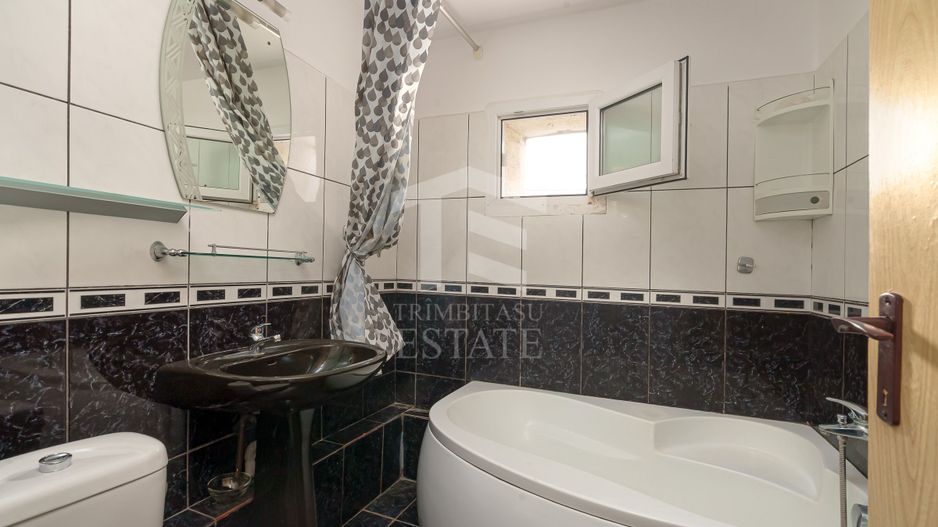 Apartament de vanzare 3 camere - Teiul Doamnei. - Poză 11