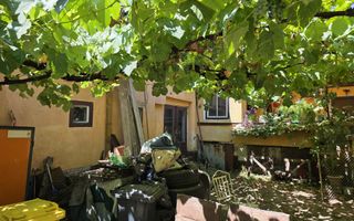 Casa renovabila Calea Torontalului - Poză 3
