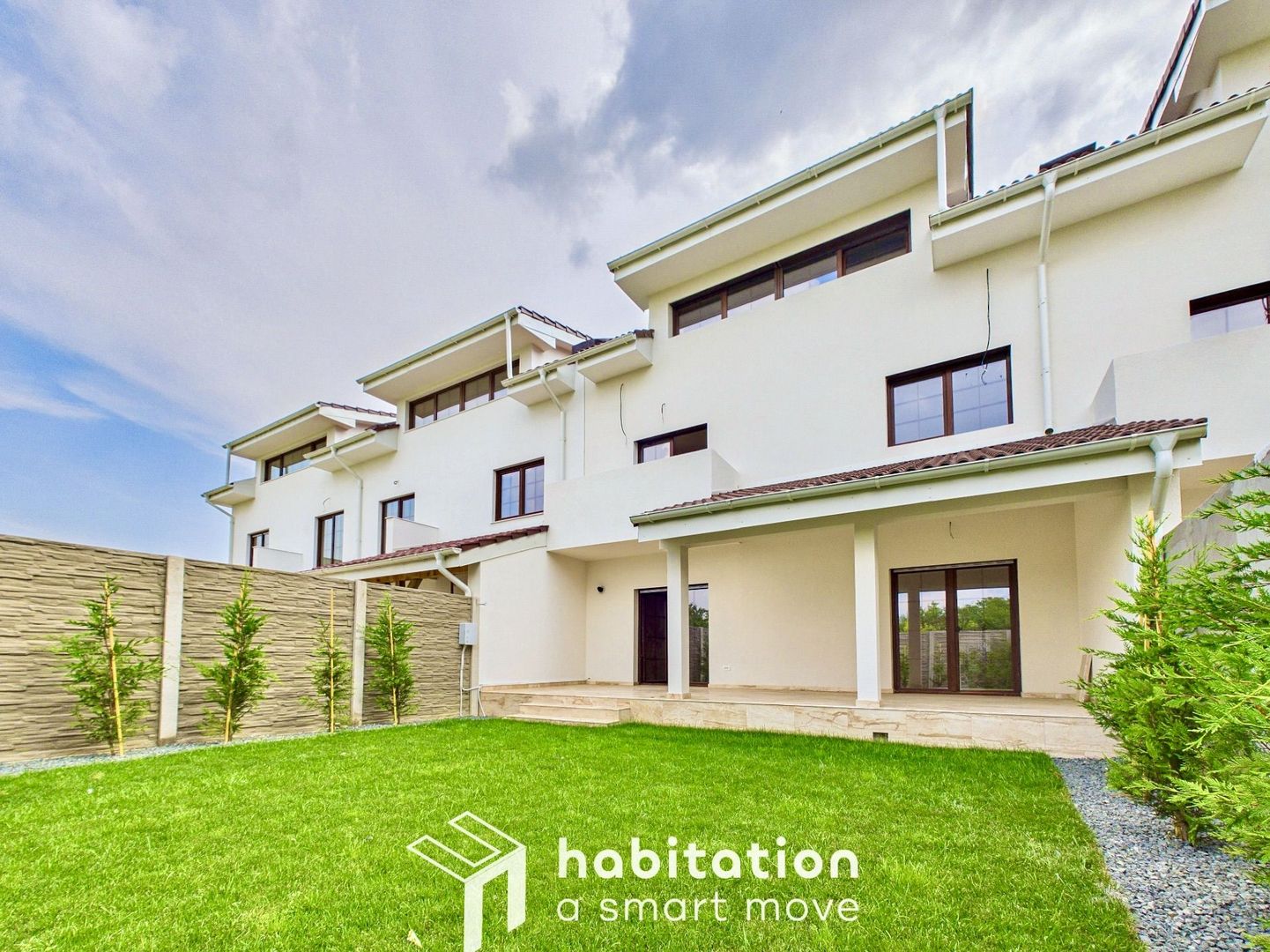 Duplex elegant în Bucovina – Mehala | 165 mp| Panouri fotovoltaice| - Poză 1