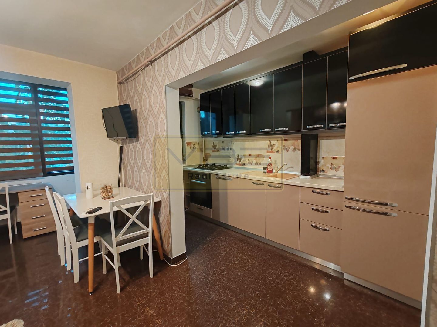 Apartament Modern-Central-Podu Ros-RENOVAT ! - Poză 3