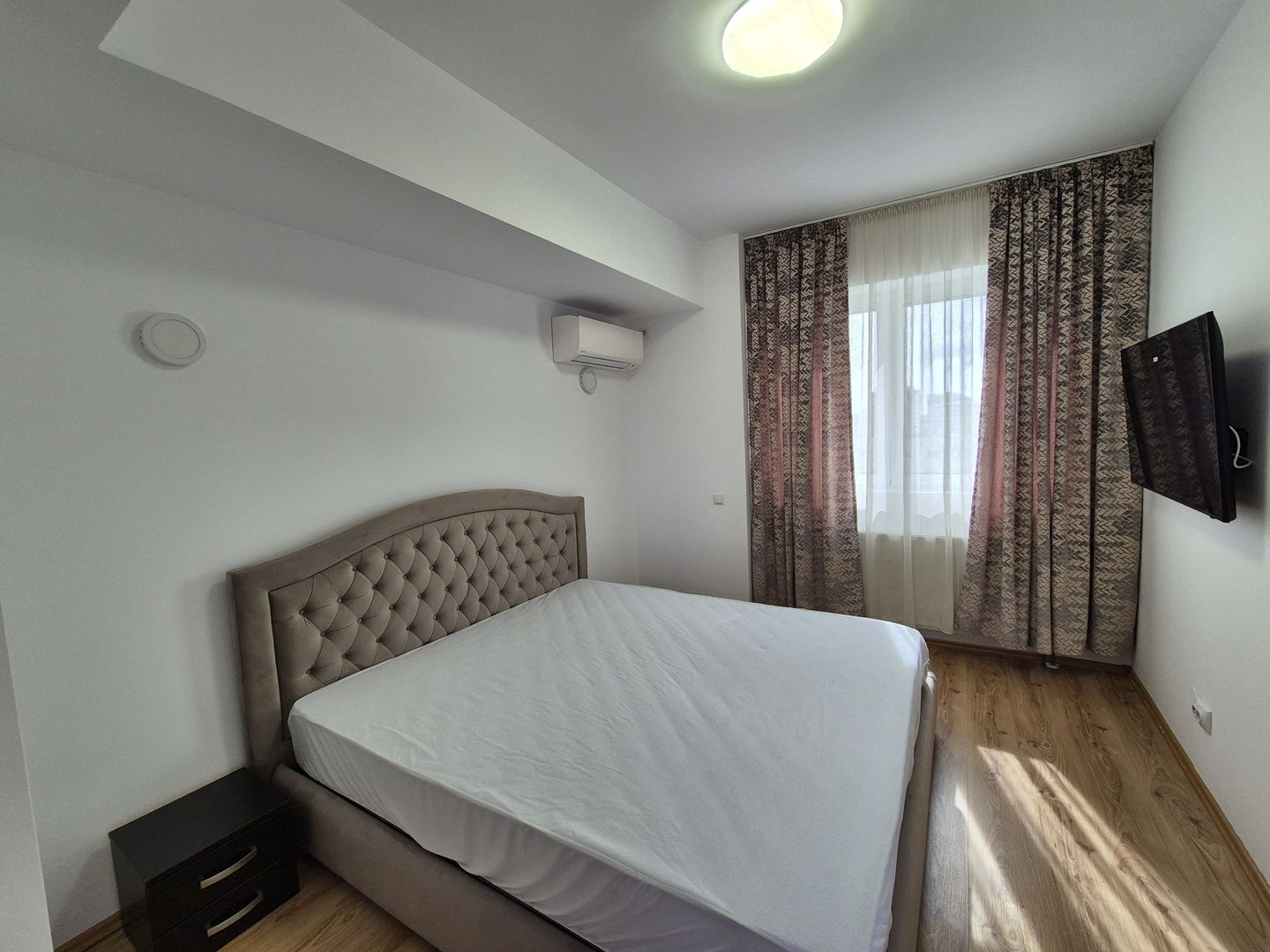 Penthouse exclusivist 134,17 mp + loc de parcare 50 euro/luna - Mall Vitan - Poză 6