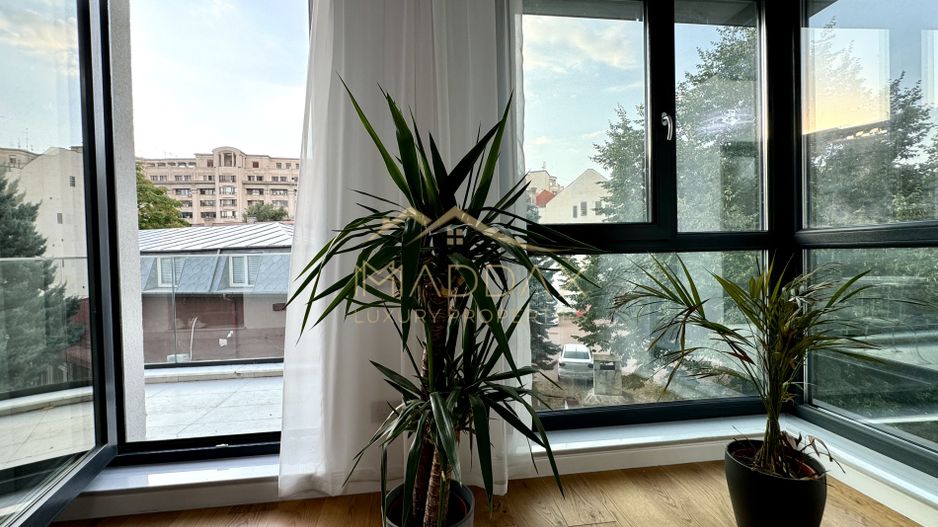 Apartament cu 2 camere + 2 bai *70mp* + Parcare /Imobil Boutique /Zona Unirii - Poză 12