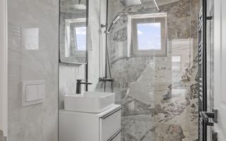 VILA OTOPENI - ZONA FERME| 5 CAMERE | 2 PARCARI | FINISATA LA ALB | COMISION 0%| - Poză 12