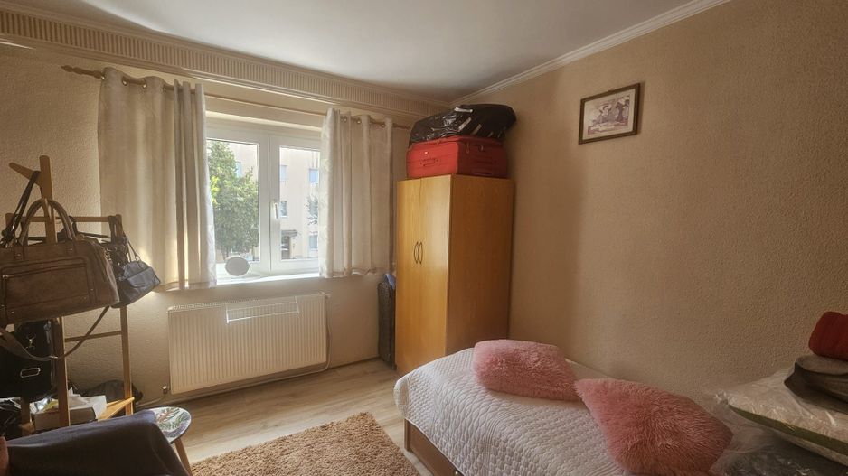Apartament 4 camere, etaj 1 – Exercițiu, lângă Poștă - Poză 21