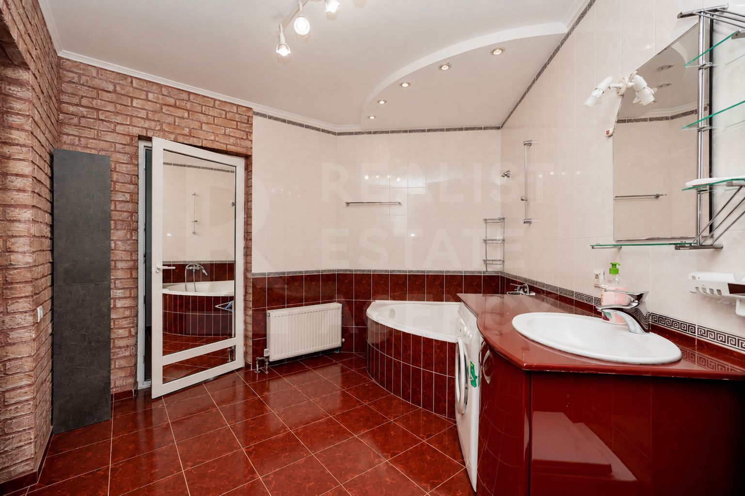 Chirie, apartament, 3 camere + living, str. Pușkin, Centru - Poză 14