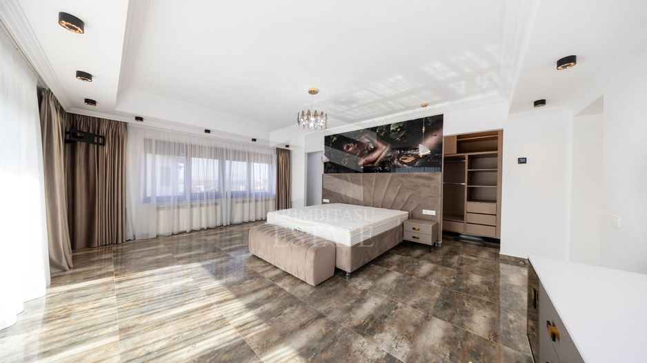 Sacele-Casa 6 dormitoare + 4 bai teren 979 mp. - Poză 29