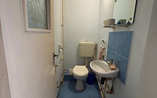 vând apartament 3 camere s - Poză 3