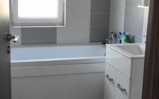 Apartament 3 camere 3 balcoane etaj 1 parcare  Calea Cisnadiei - Poză 6