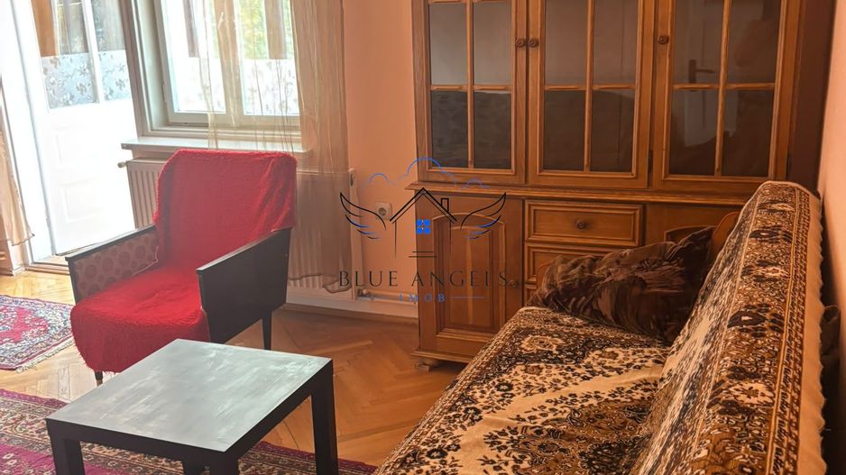 Apartament cu 3 camere – zona centrală - Poză 5
