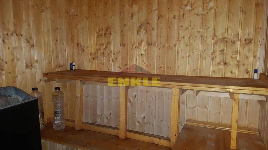 Casa , P+1+teren, 700 mp,zona Calea Nationala ,pret 320000 Euro Negociabil - Poză 4