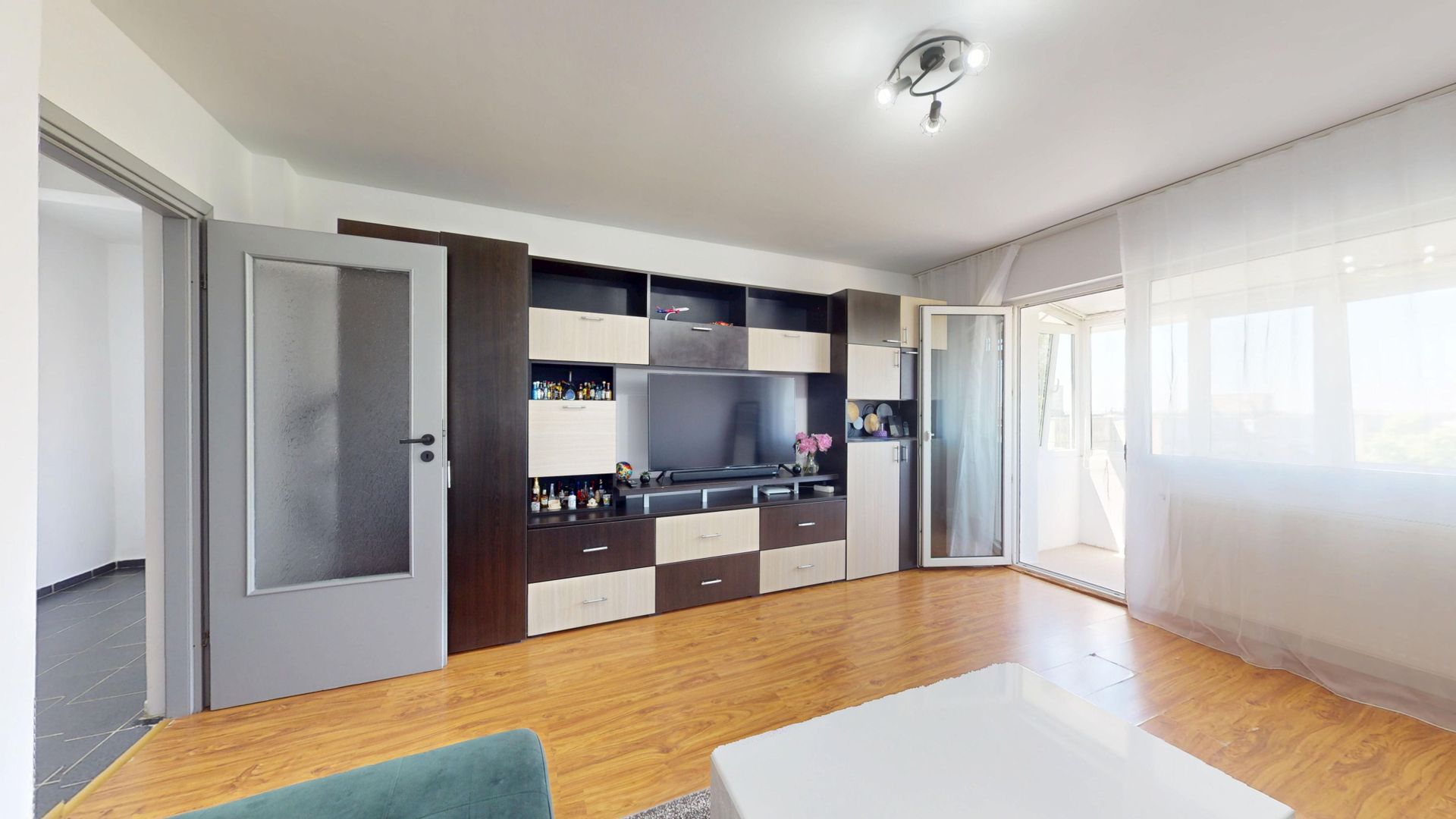 2 camere | Decomandat | Mobilat | Loc parcare - Poză 3