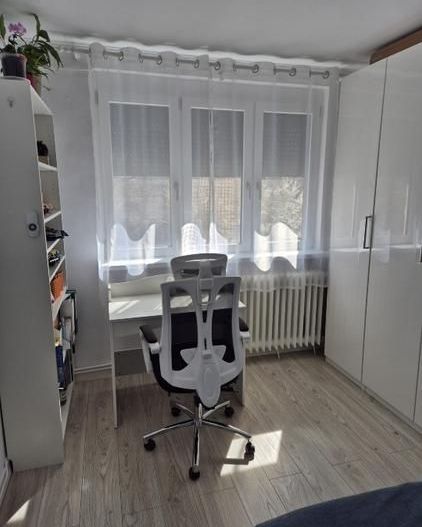 APARTAMENT MOBILAT CENTRALA LOC PARCARE ZONA  BRANCOVEANU - Poză 2