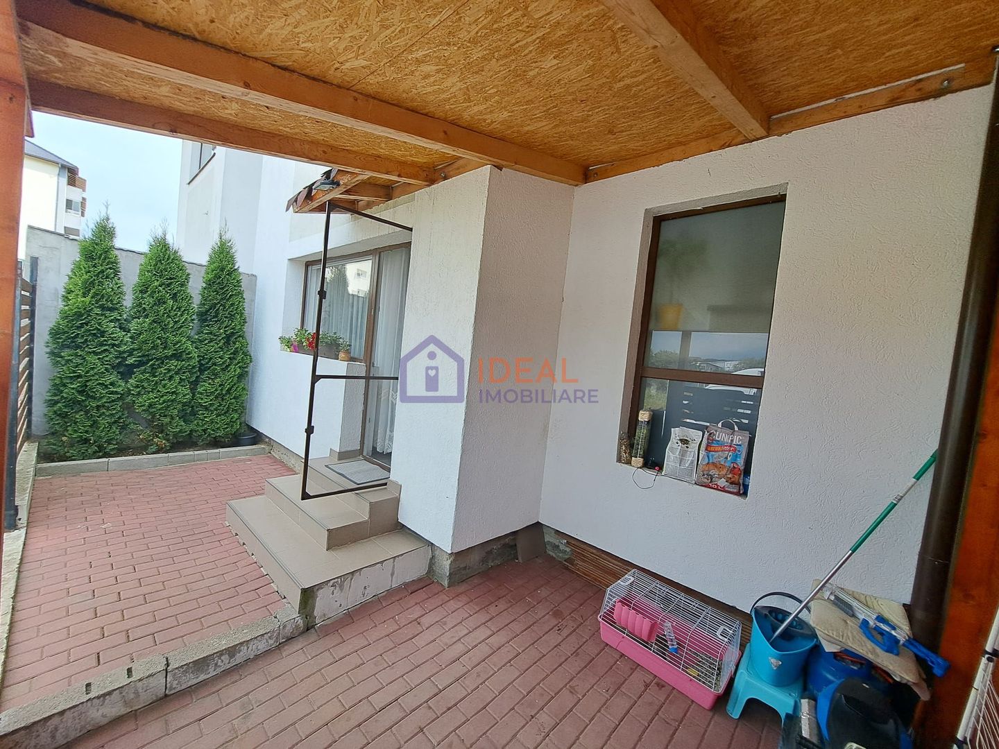 Casa cu 4 camere Mobilata-Utilata, in Cartierul Arhitectilor - Poză 18