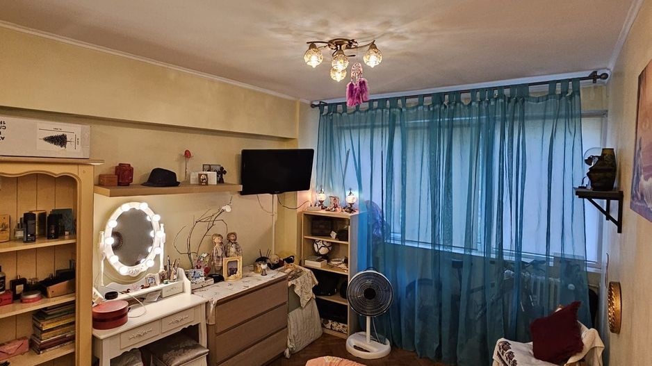 Vând 🏢 Apartament 3 camere | Câmpia Libertății | Aproape de Piața Muncii - Poză 4