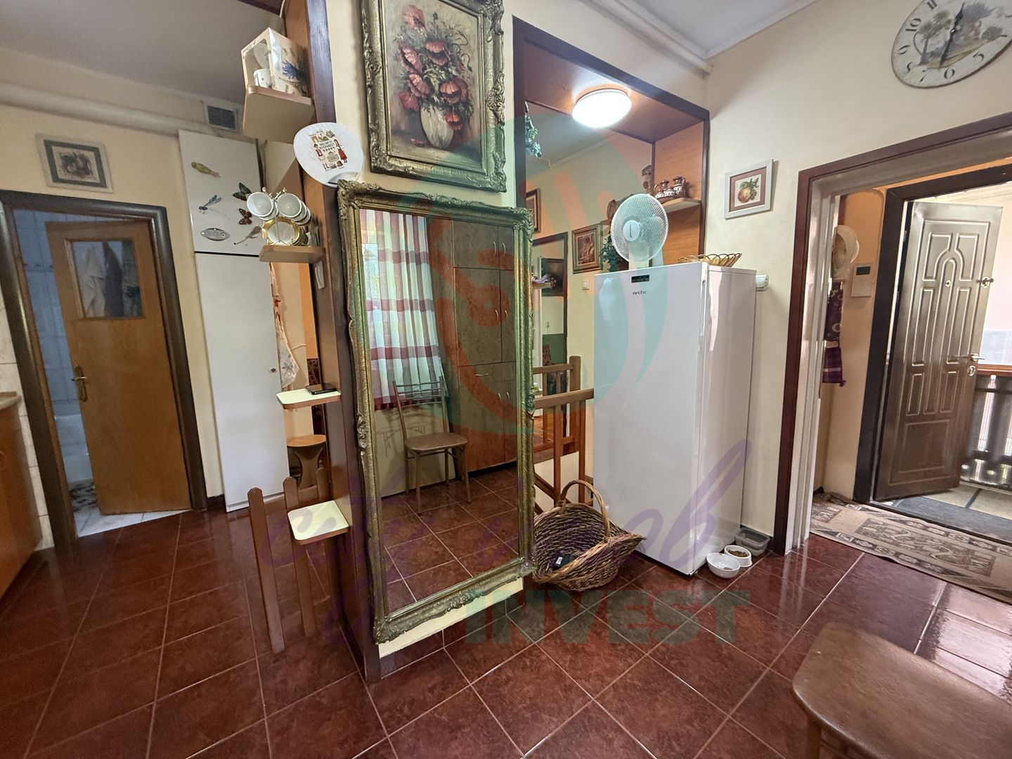 Casuta "bunicii" la 2 pasi de Calea Calarasilor - Poză 8
