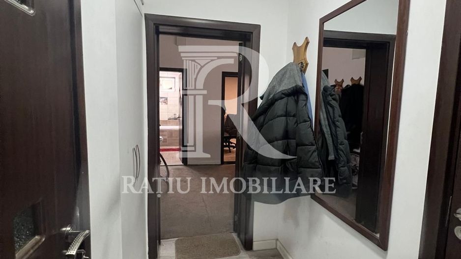 Apartament cu 4 camere | Zona Centrala | General Magheru | Oradea - Poză 22