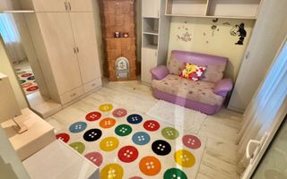 De vânzare casă cu 4 camere, garaj - Poză 6