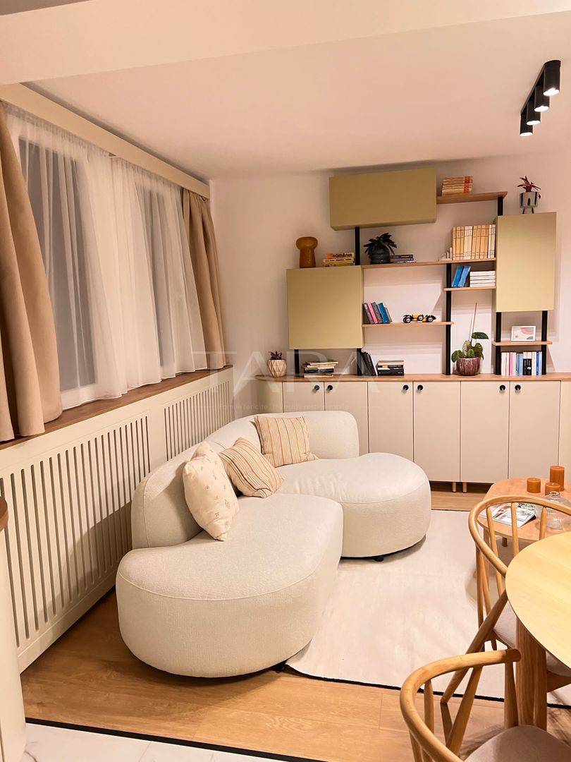 Apartament 2 camere cu design Art Deco – zona Mihai Viteazul - Poză 1