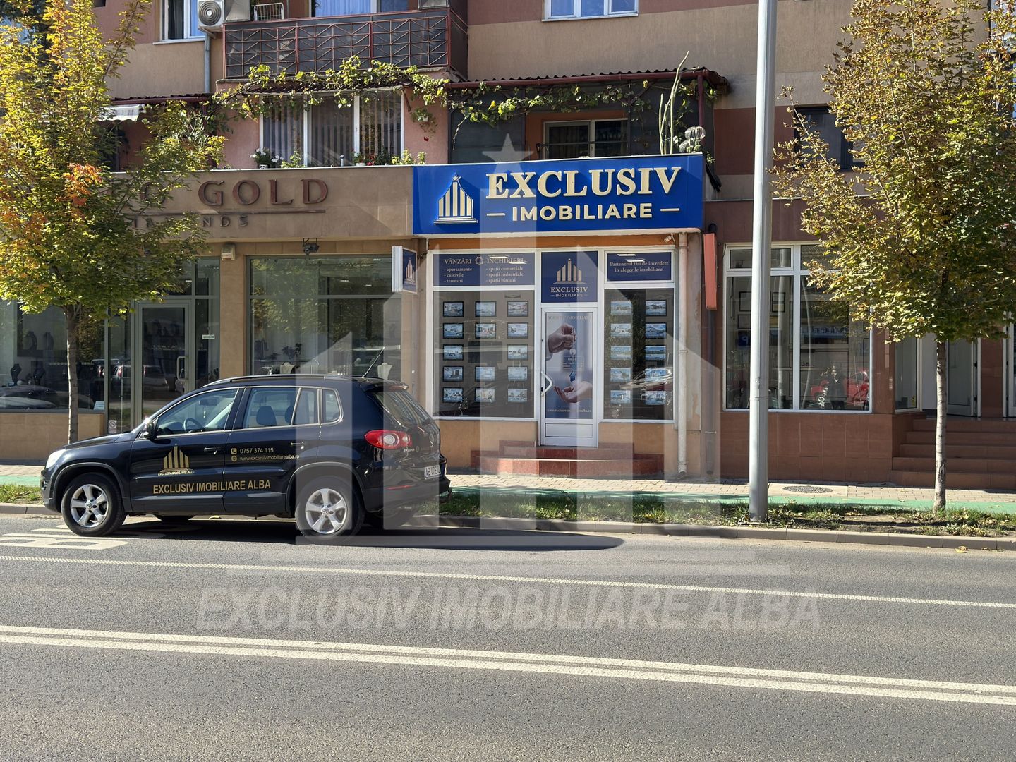 Spatiu comercial | 100 mp | 4 camere | 2 bai | Cetate - Revolutiei - Poză 1