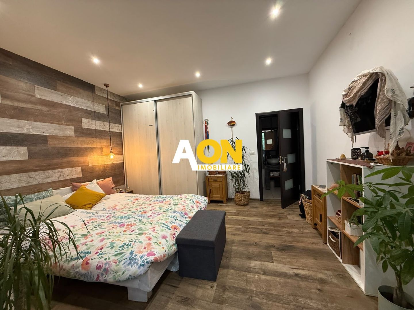 Casa Individuala Zona Schit, 4 Camere, 4 Bai, 1600mp Teren - Poză 40