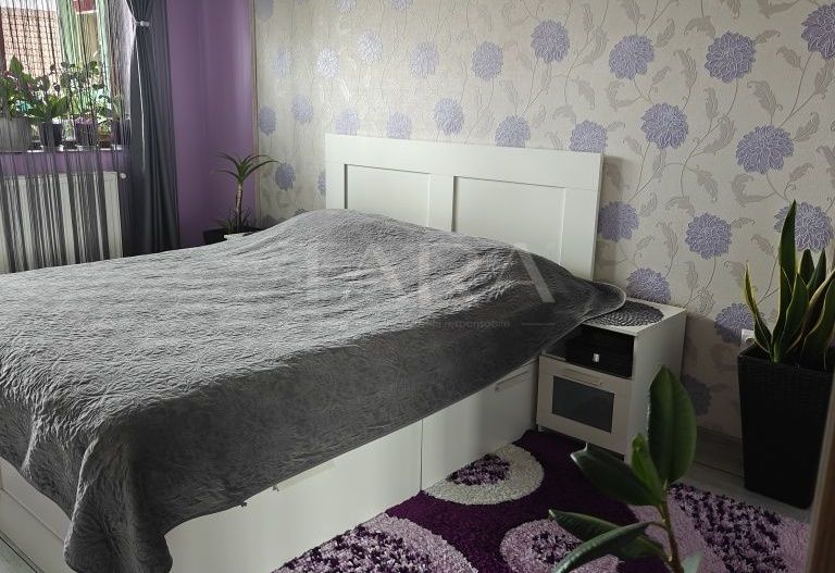 Apartament 3 camere, mobilat și utilat, cu parcare, zona Terra. - Poză 4
