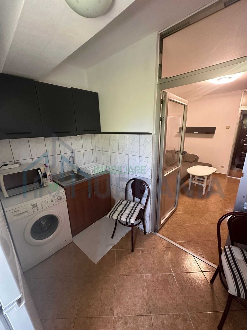 Garsonieră de închiriat în cartierul Alexandru cel Bun, zona Rond la Țigarete - Poză 7