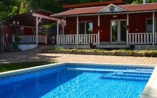 Charming Home By Feleacu, 1582 mp teren. Se accepta schimburi. - Poză 3