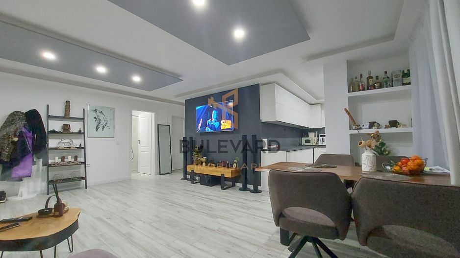 Penthouse cu terasa de 72 mp, zona strazii Eroilor! - Poză 3