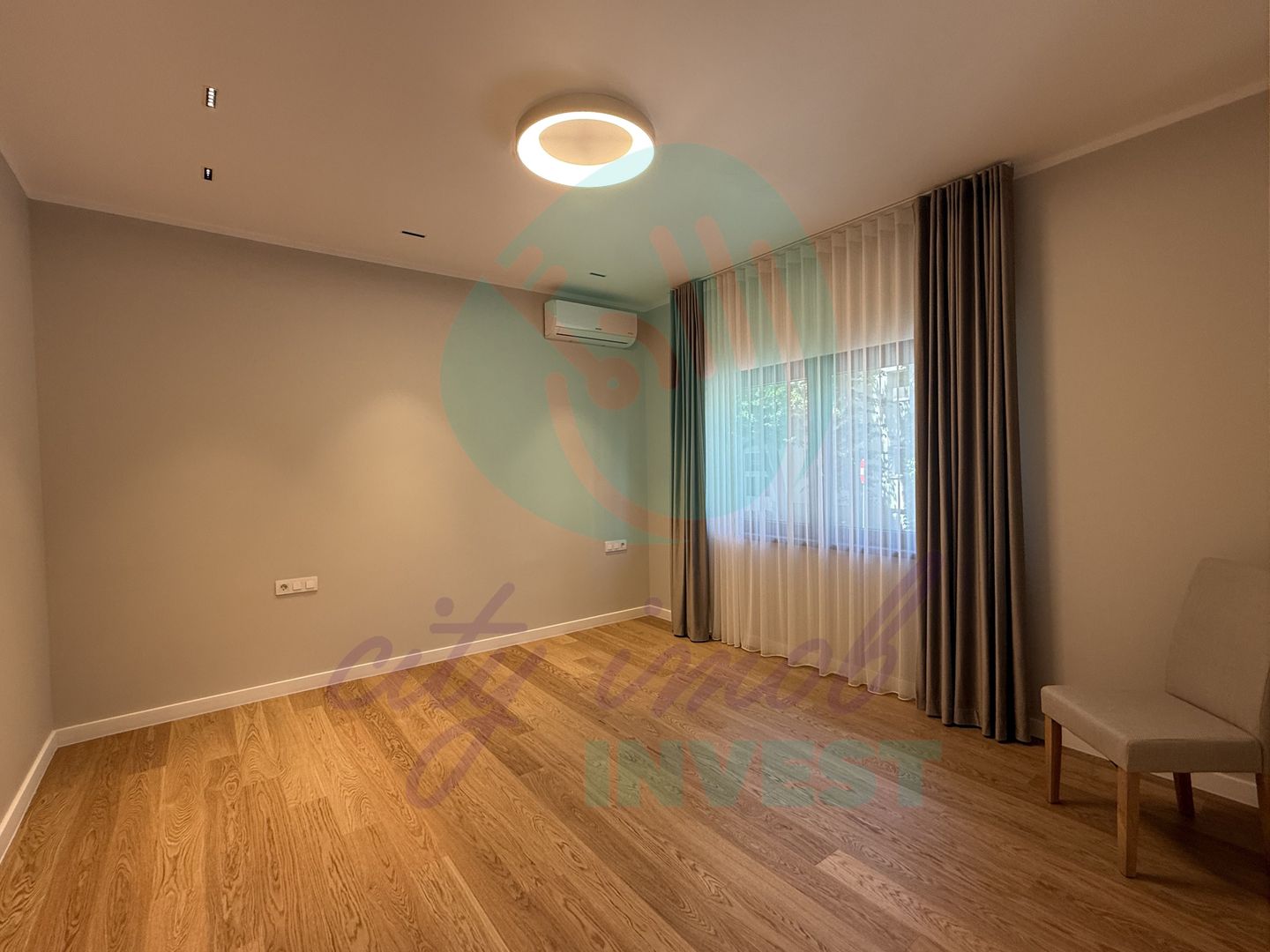 Jumatate din vila in zona Floreasca - Poză 12