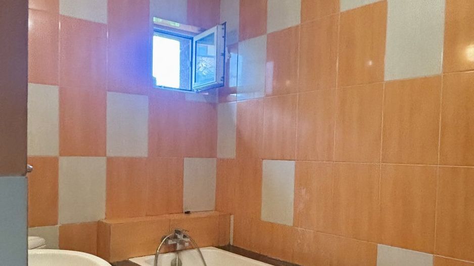 Vilă de închiriat D+P+1+M, Ovidiu cartier rezidențial Ovidiu Sud - Poză 15