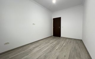 Duplex cu 5 camere, bucatarie inchisa, la cheie | Giarmata - Poză 11