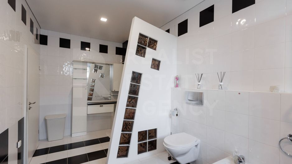 Chirie, apartament, 4 camere, str. Mihai Eminescu, Centru - Poză 18