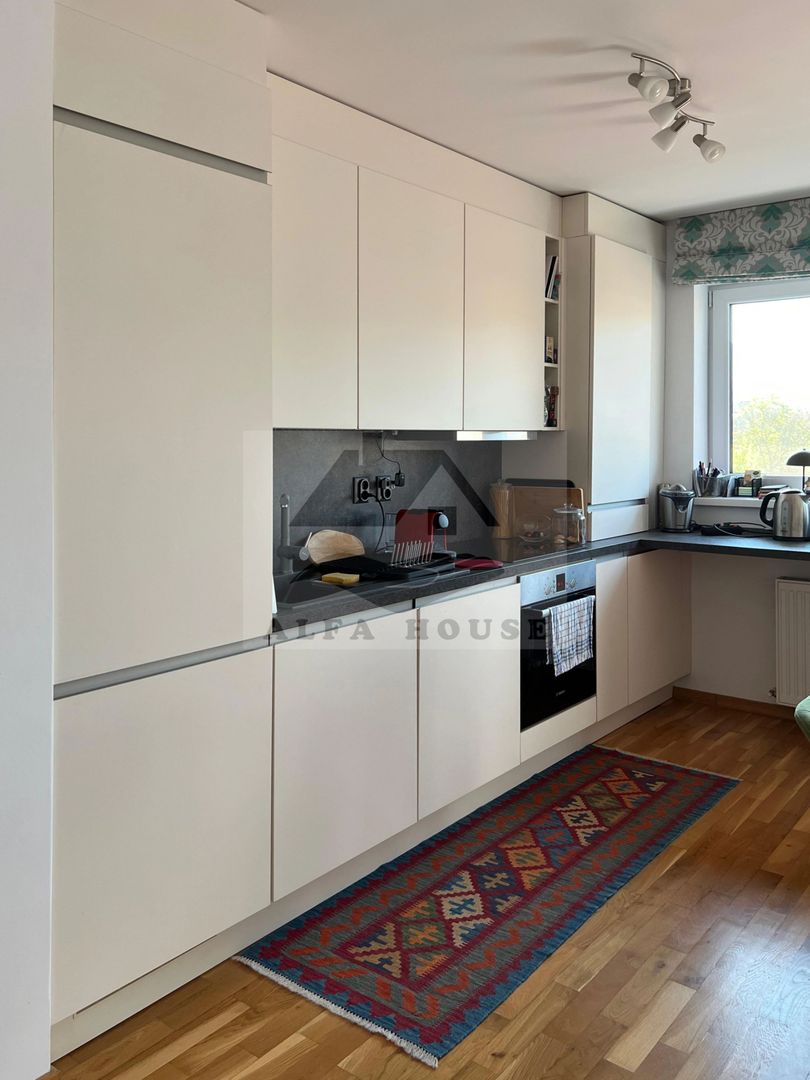 Apartament trei camere, 83 mp, vedere panoramică spre Tâmpa-Bartolomeu - Poză 5