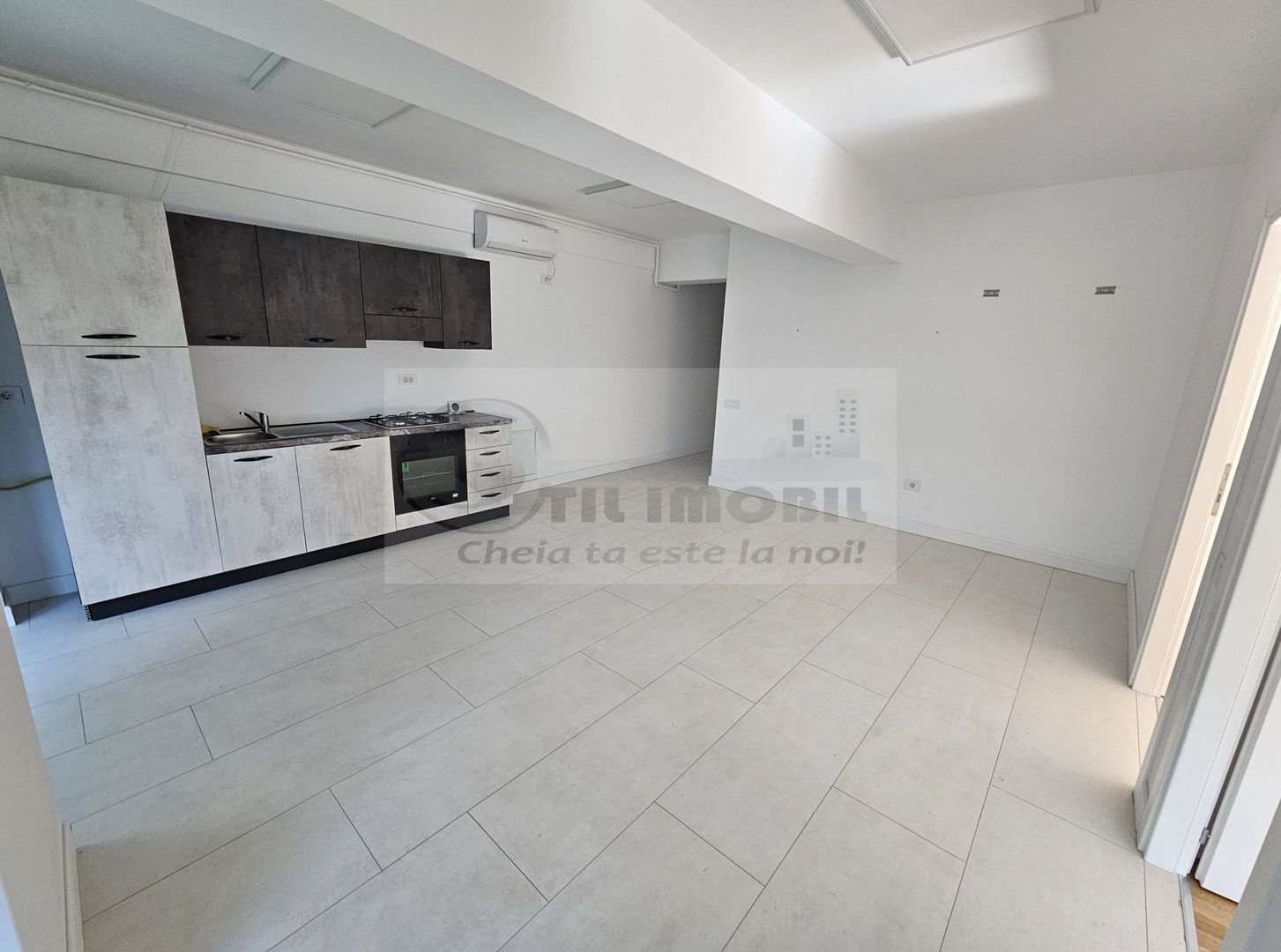 Apartament 3 camere, bloc 2019, 60mp, etaj 1, Podu Roș, 240.000€ - Poză 3