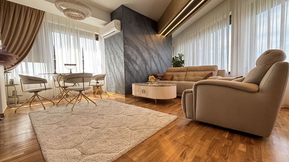 Apartament spectaculos 120 mp | Panorama către oraș | 2 Locuri Parcare - Poză 1