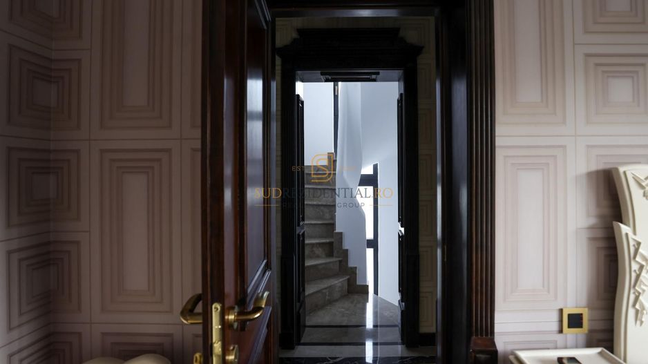 Apartament exclusivist tip duplex, 7 camere + curte, zona Parcul Carol - Poză 28