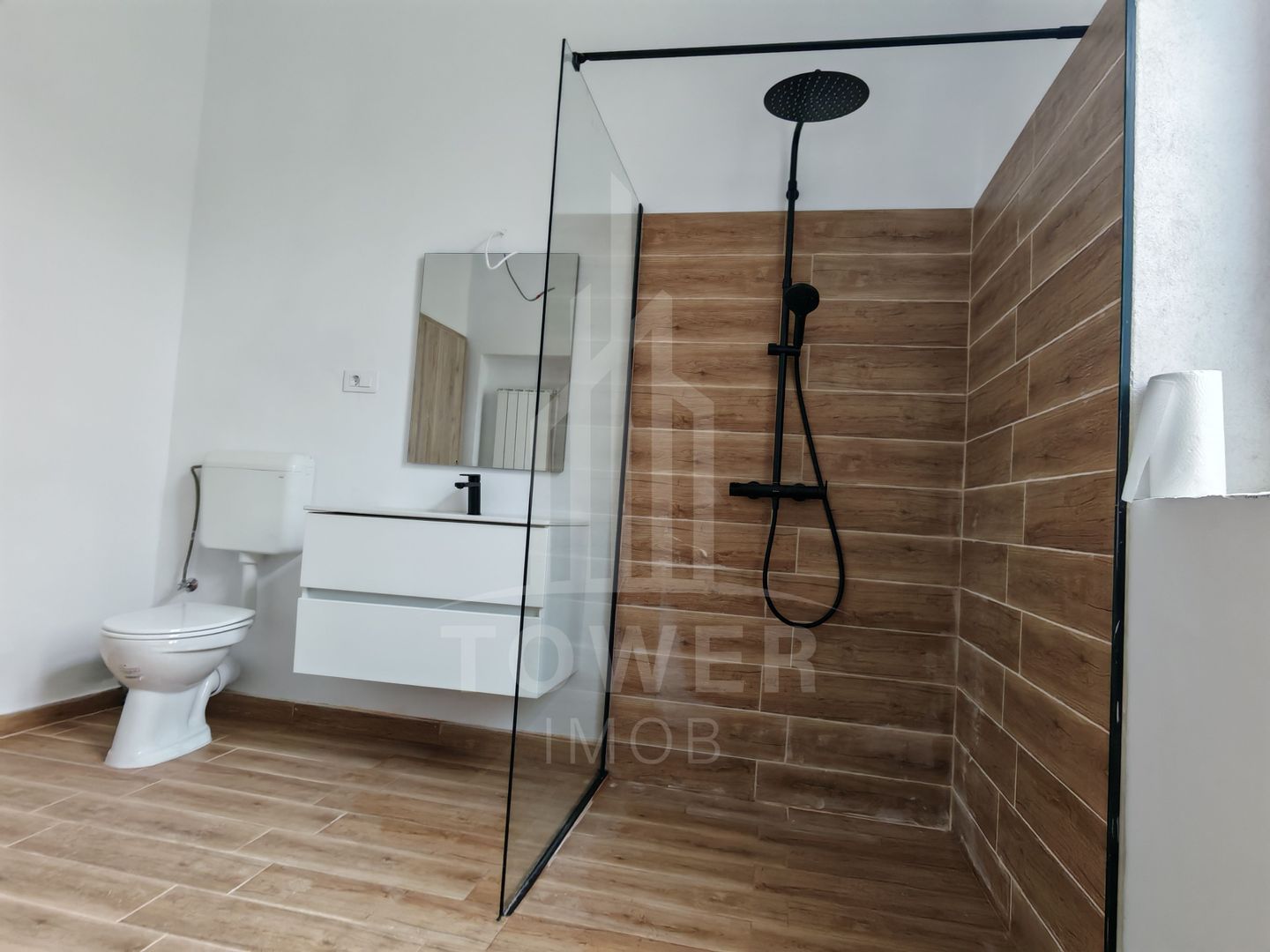 Apartament de vânzare la casă,  3 camere, plus camera Hobby,  central Sibiu. - Poză 8