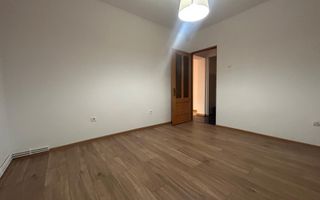 Apartament 3 camere, 100 mp, ultracentral – ideal birouri - Poză 12