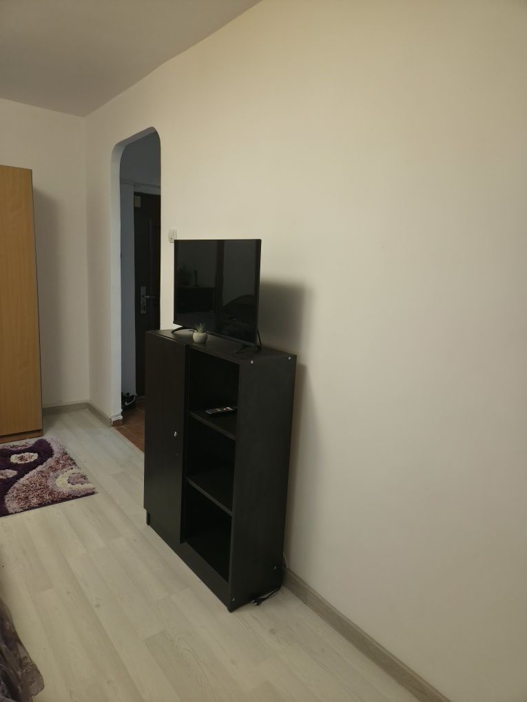 GARSONIERĂ DE ÎNCHIRIAT | TINERETULUI | 31 MP | RENOVATĂ AC05 - Poză 3