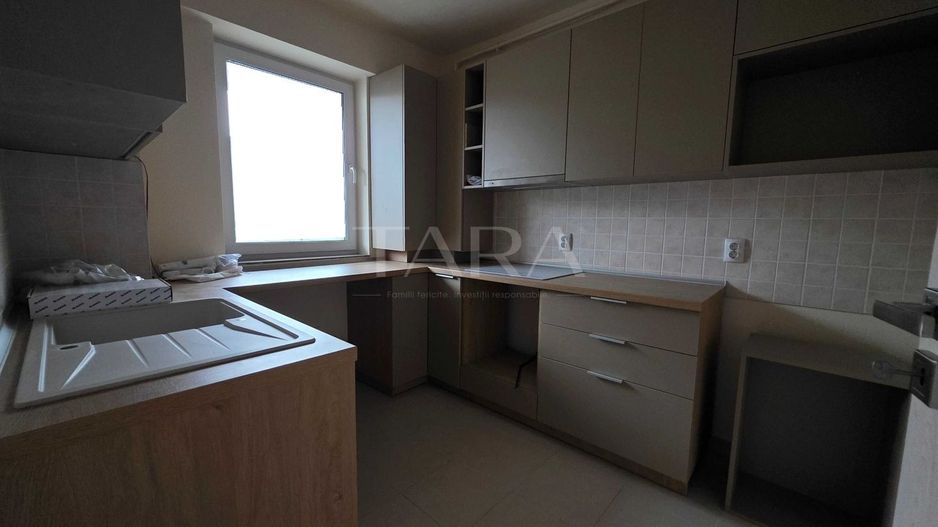 Apartament în zona Între Lacuri - Poză 2