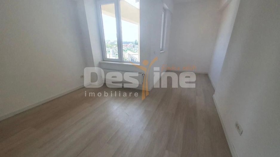 APARTAMENT 2 CAMERE DECOMANDAT RENOVAT - Poză 2