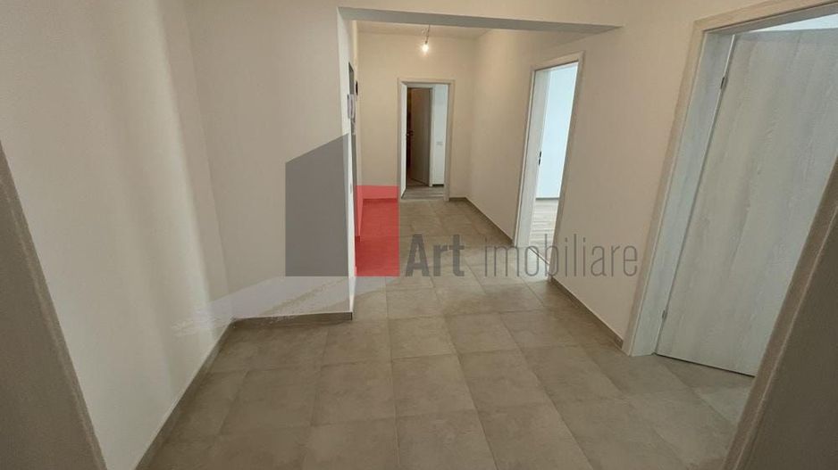 Vânzare apartament cu centrală Bd. Metalurgiei - Piața de Gros - Poză 1