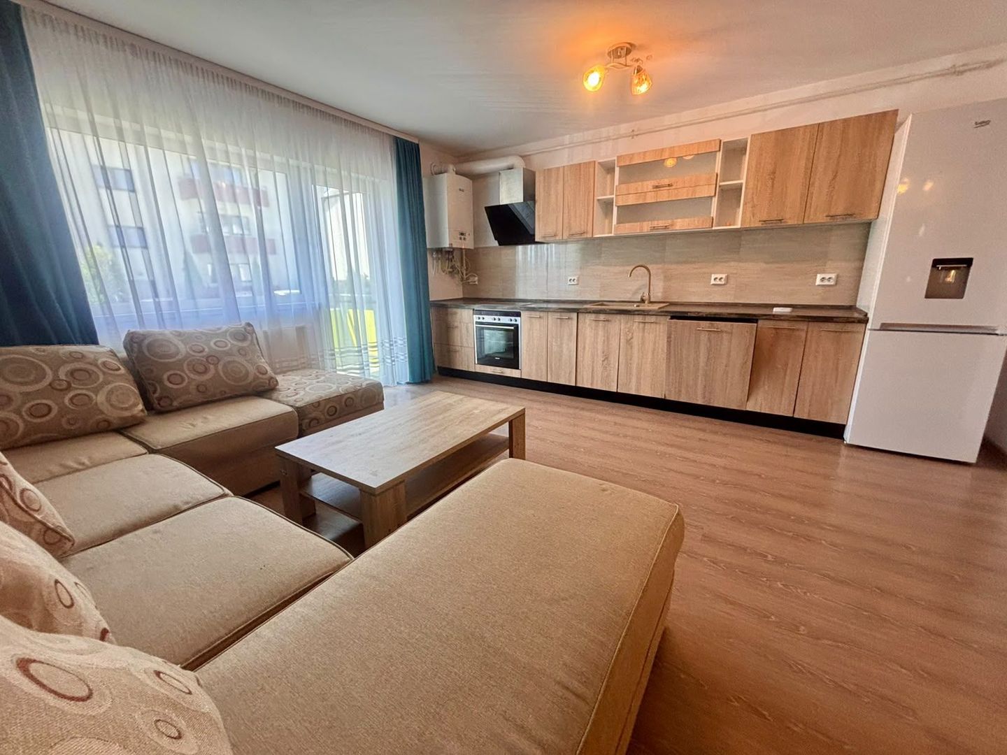 Apartament 3 camere cu curte proprie Selimbar - Poză 3