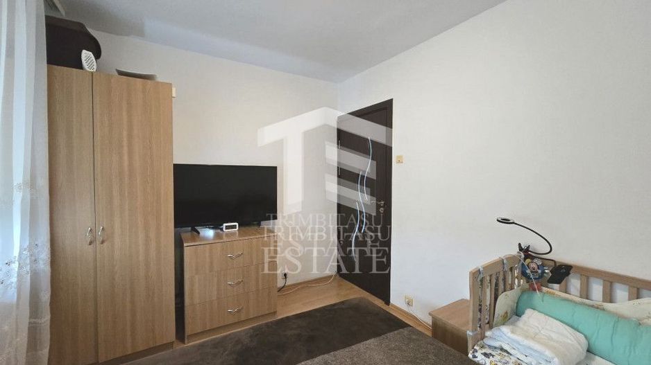 INEL I - Apartament cu centrala pe gaz, loc de parcare si pod de 60 mp - Poză 14